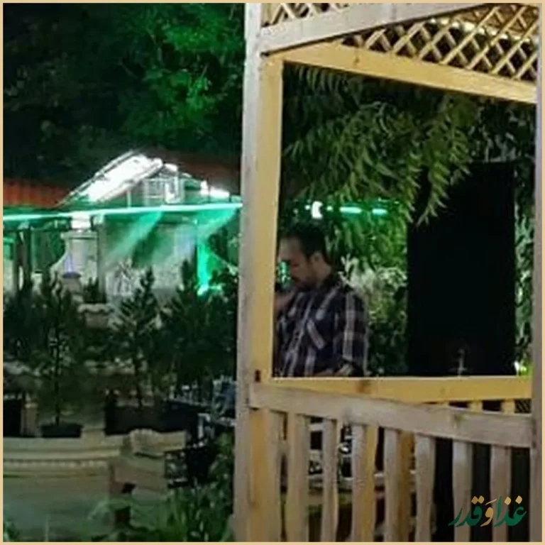 کافه رستوران قلهک دره