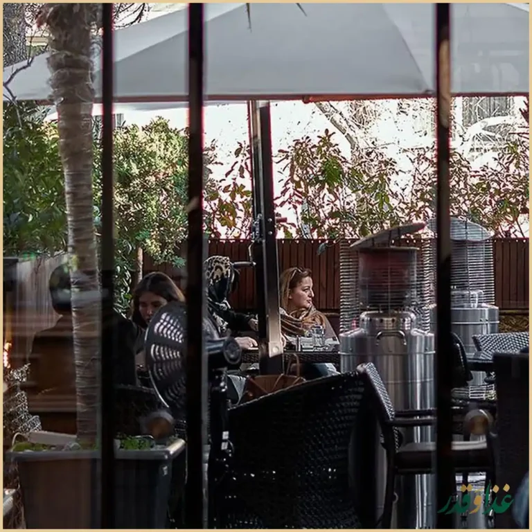 کافه رستوران مون لانژ