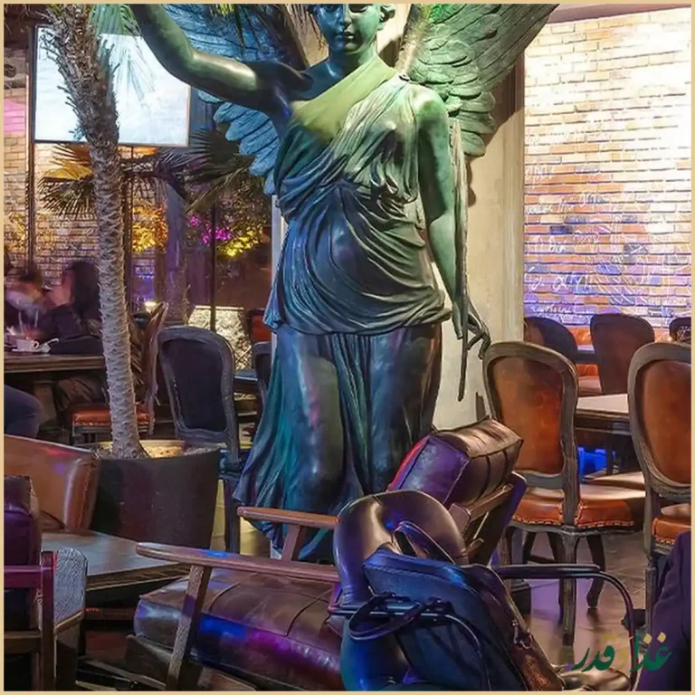 کافه رستوران مون لانژ