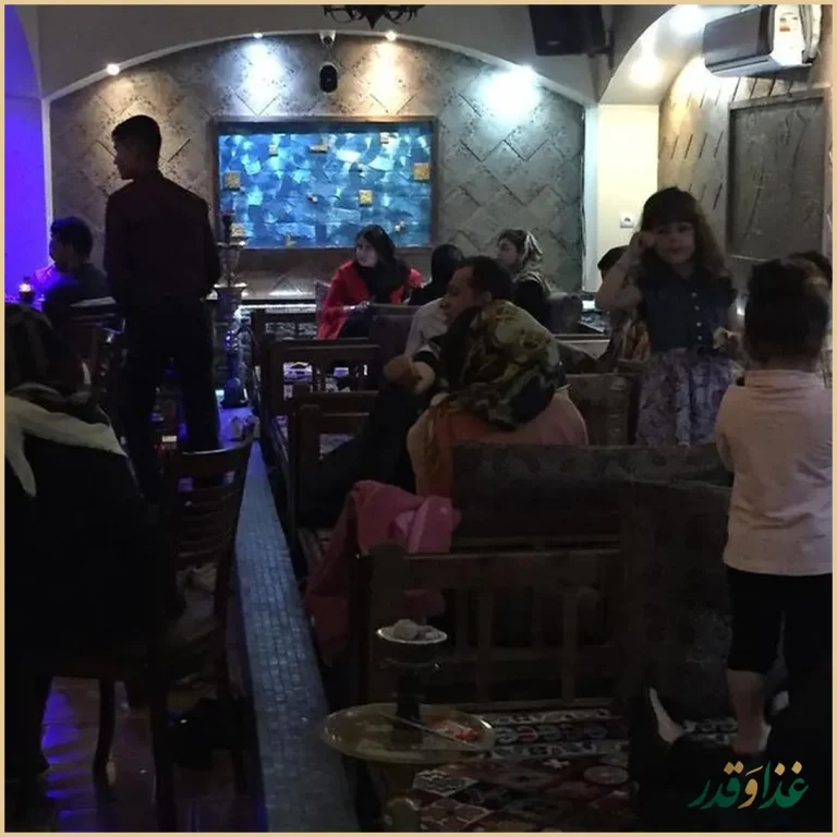 رستوران سنتی عمارت