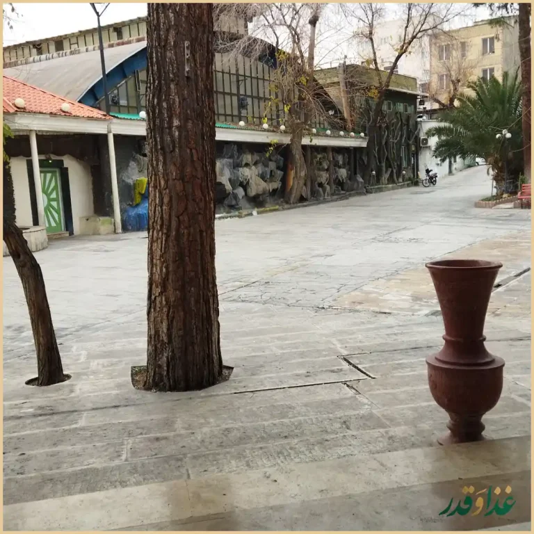 رستوران باغ گلستان