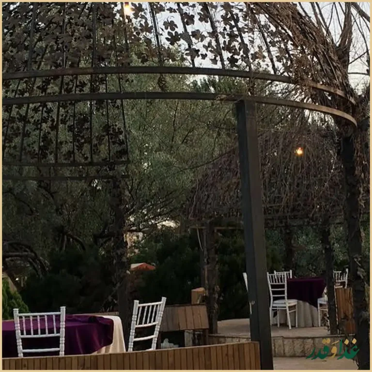 رستوران باغ گلستان