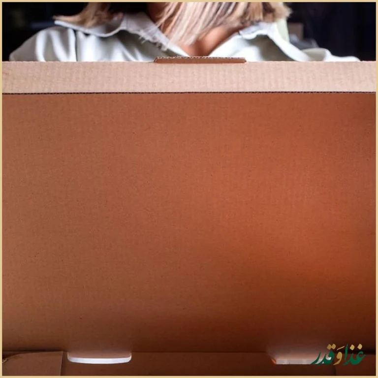 پیتزا در ب در