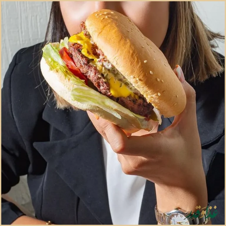 پیتزا در ب در