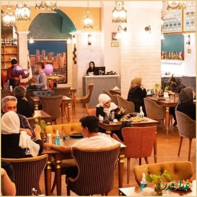 کافه رستوران رزمیلو