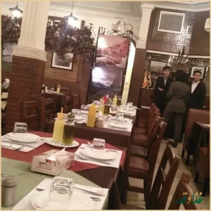 رستوران زرچ