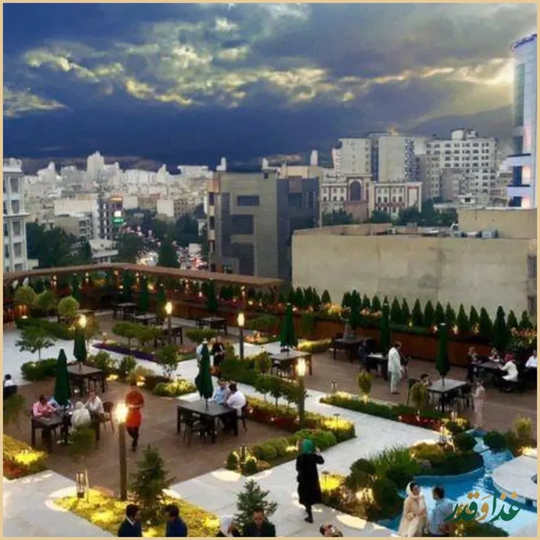 فود کورت سانا سنتر