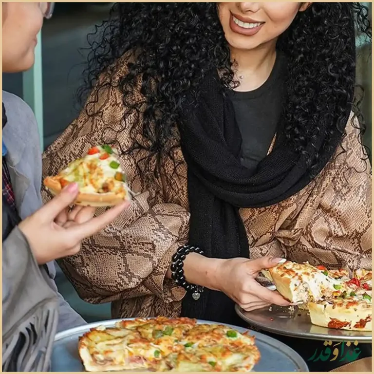 پیتزا سه فر