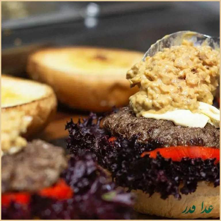 کافه رستوران مان زا