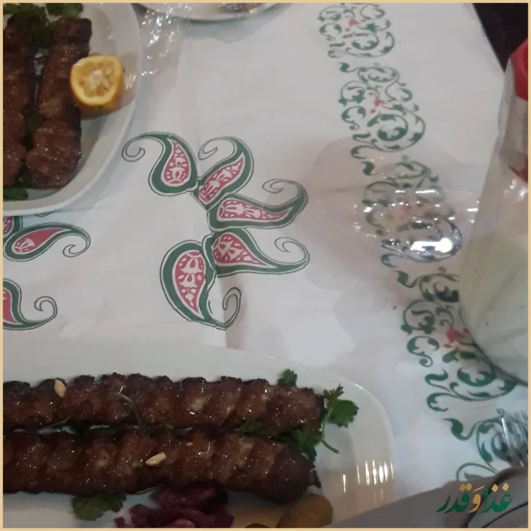 رستوران سنتی کوهستان