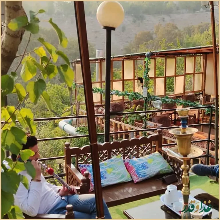 باغچه رستوران زیتون فرحزاد