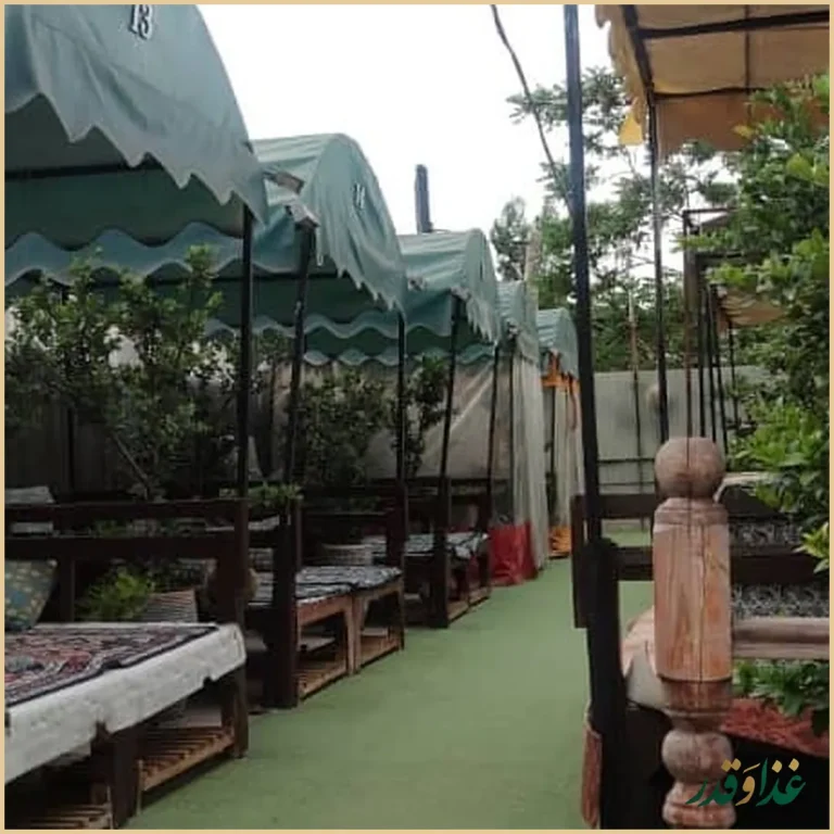 باغچه رستوران زیتون فرحزاد