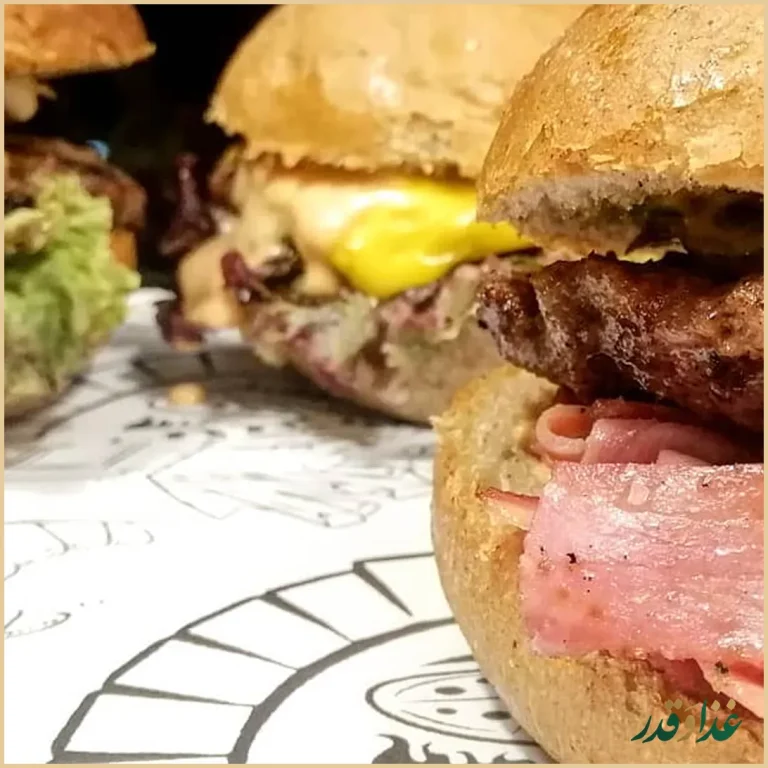 رستوران پادلا