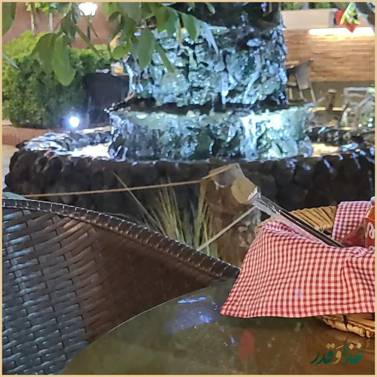 رستوران ایتالیایی زاور