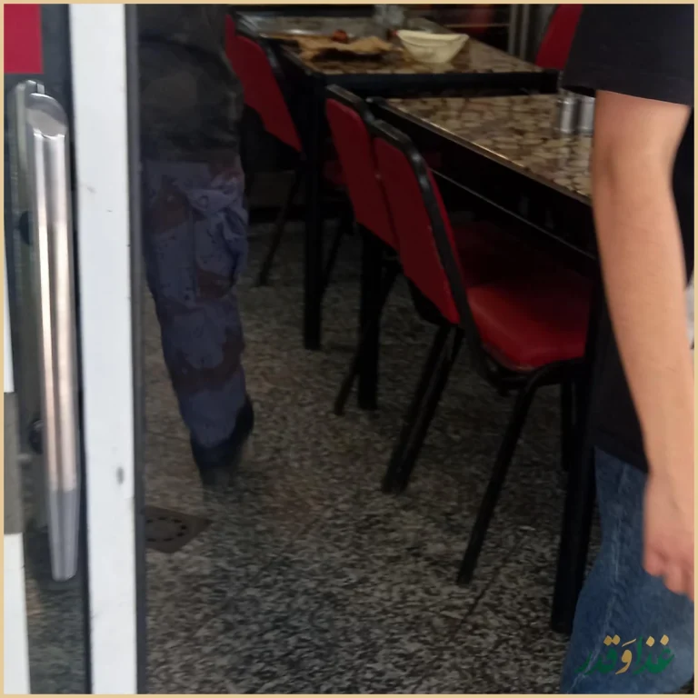 کبابی مختاری