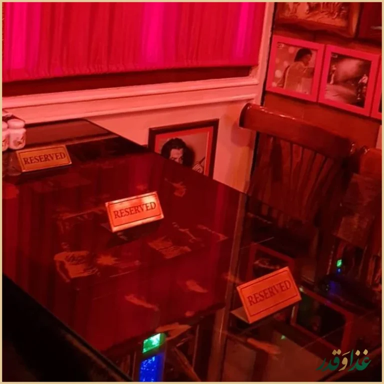 کافه رستوران گل رضائیه