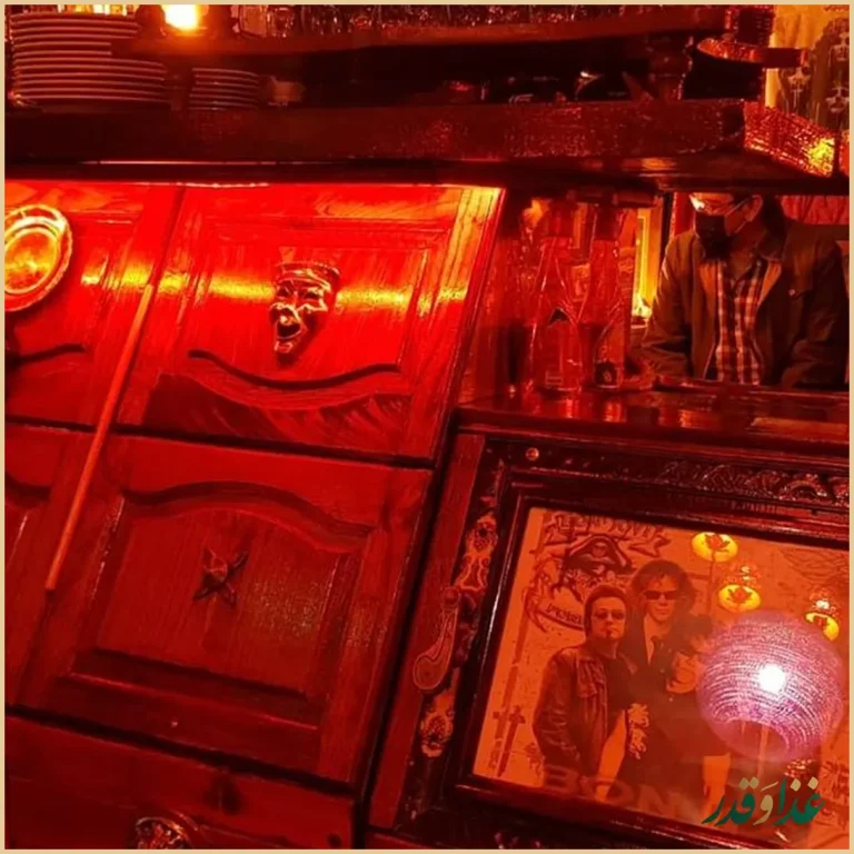 کافه رستوران گل رضائیه