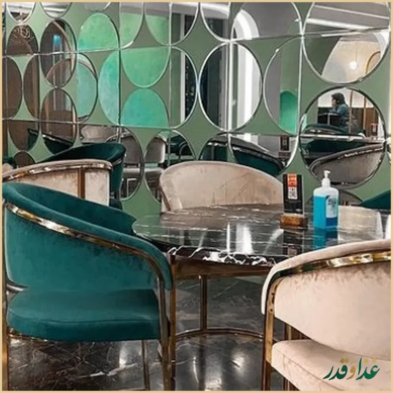 کافه رستوران گرویتی