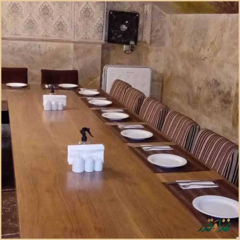 رستوران باکس کلاسیک