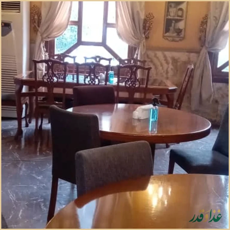 رستوران باکس کلاسیک