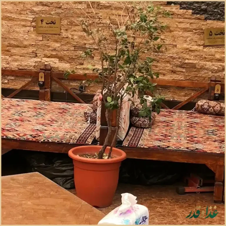 کافه رستوران سنتی دیبا