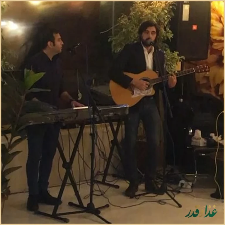 کافه رستوران سنتی دیبا