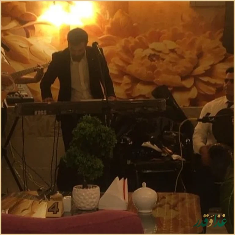 کافه رستوران سنتی دیبا