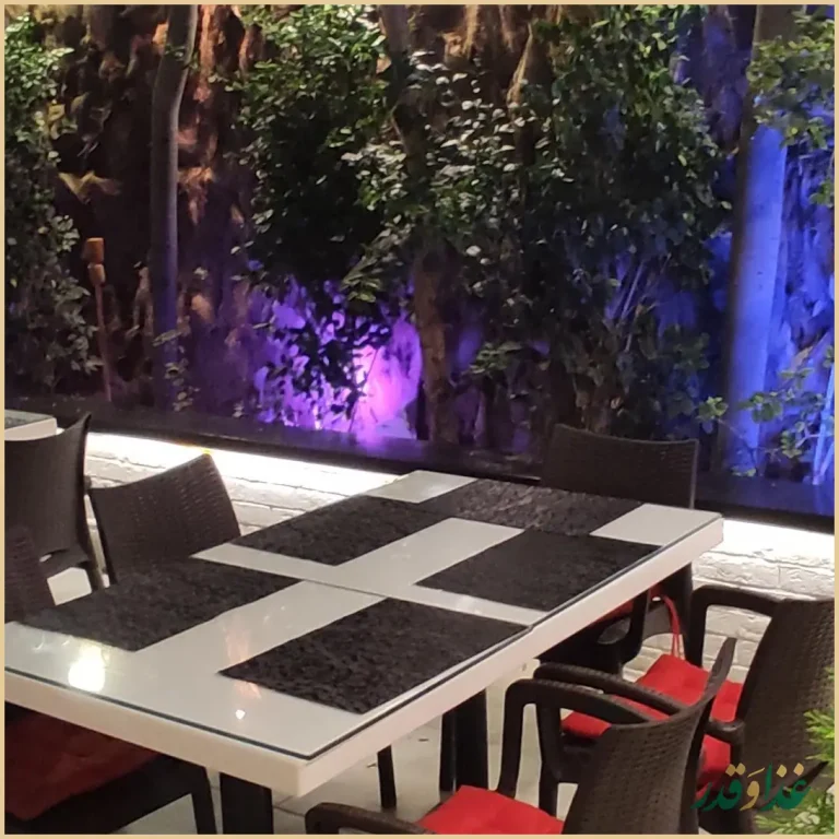 کافه رستوران هندی تندور