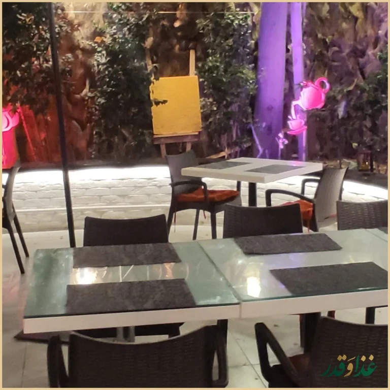 کافه رستوران هندی تندور