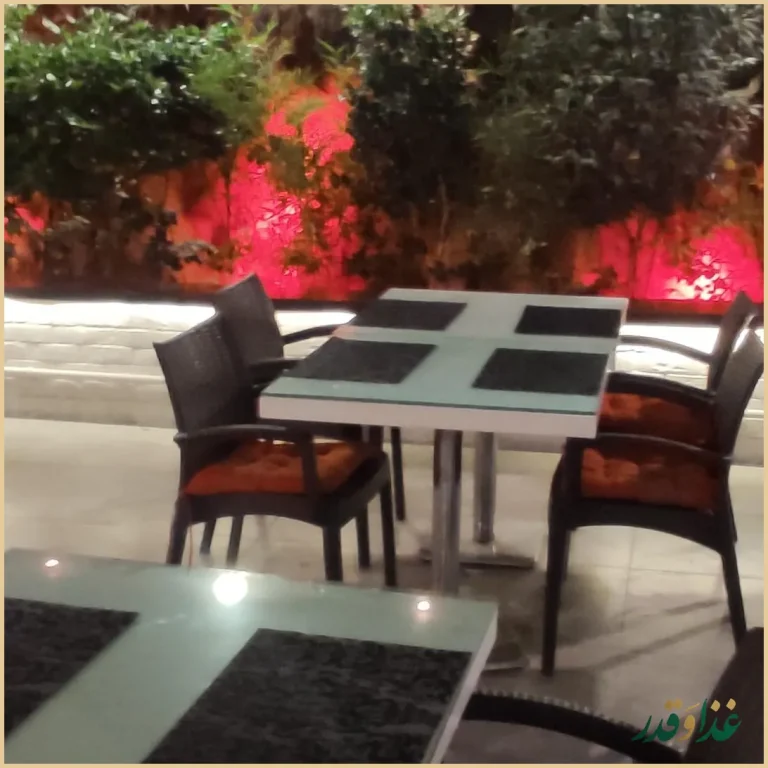 کافه رستوران هندی تندور