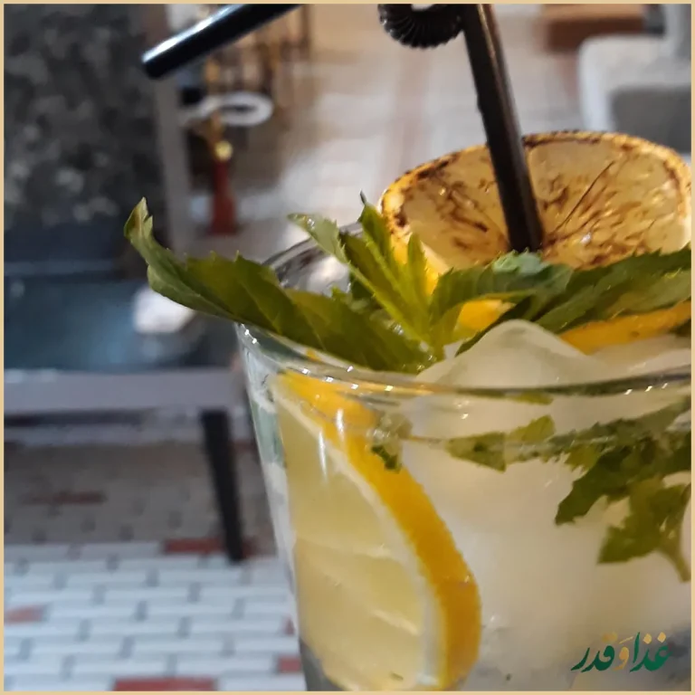 مجموعه رستوران زنجیره ای شاهین