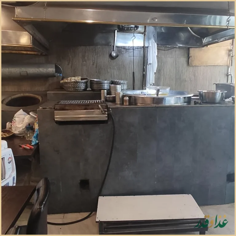 طباخی شبانه روزی کاج شعبه ملاصدرا