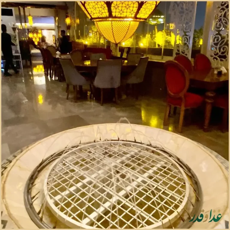 رستوران باب البحر