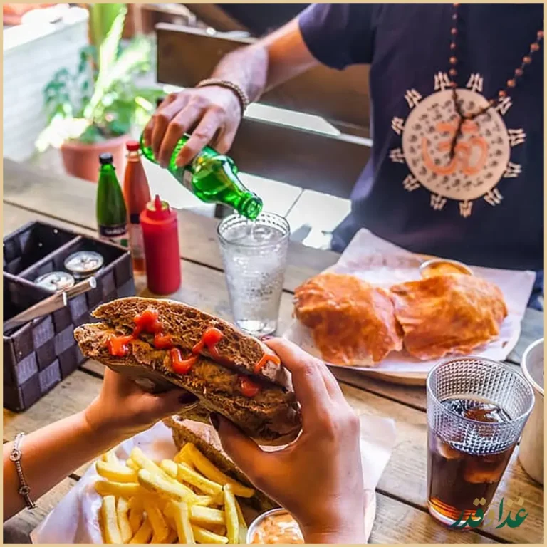 کافه رستوران کاویش