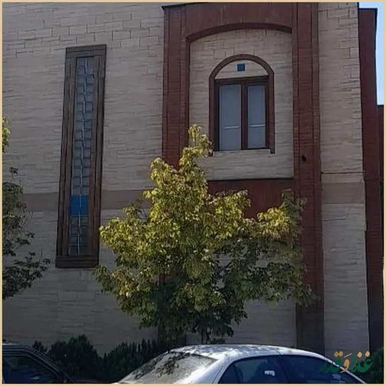 کافه رستوران مانیا