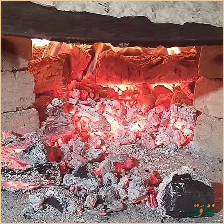 باغ رستوران سیاه چادر