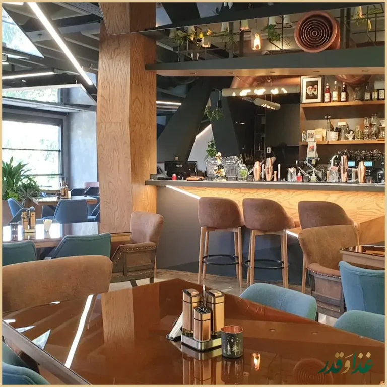 کافه رستوران آدرین