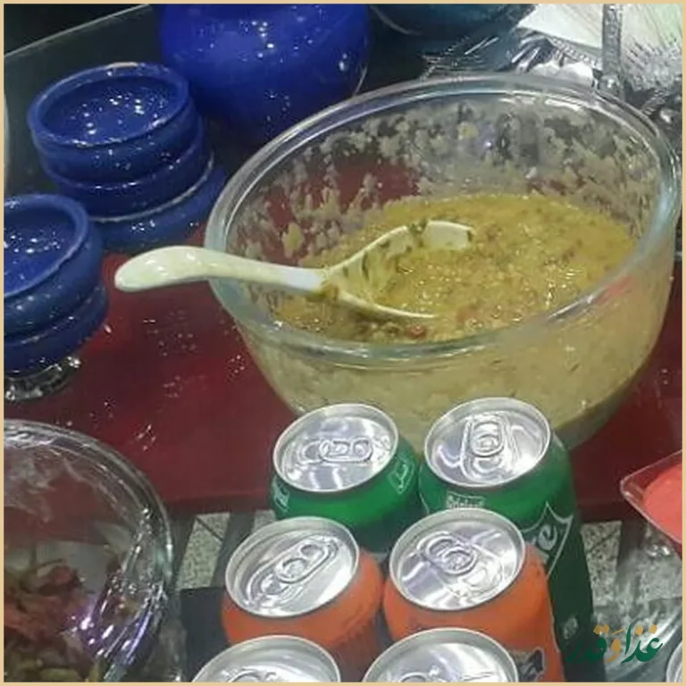 رستوران و سفره خانه سنتی دنج