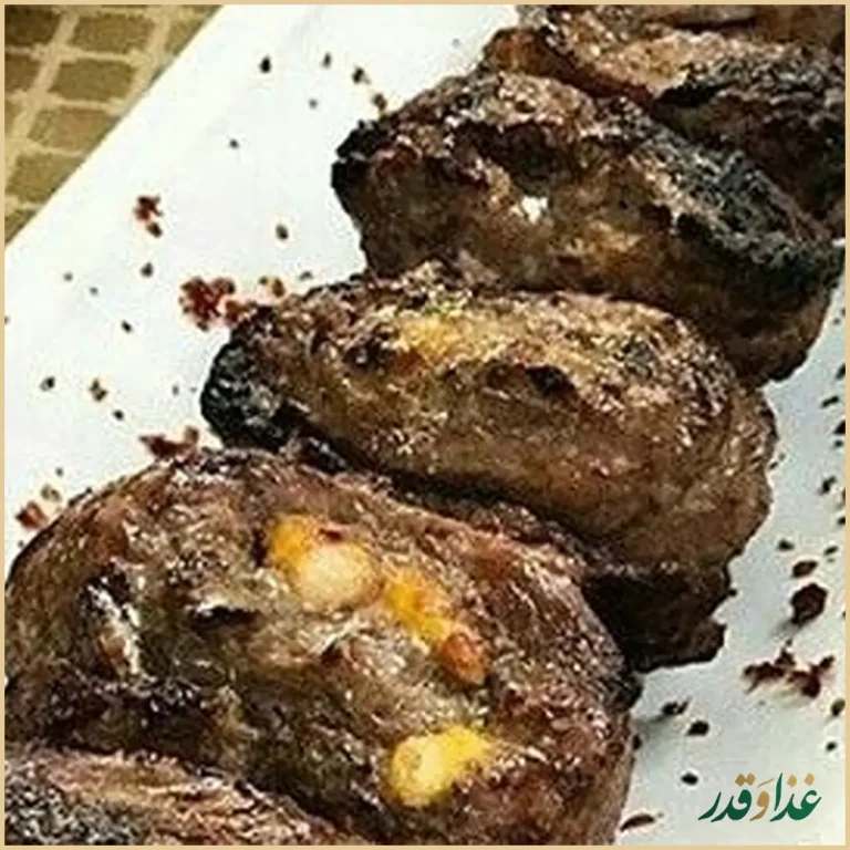 رستوران و سفره خانه سنتی دنج