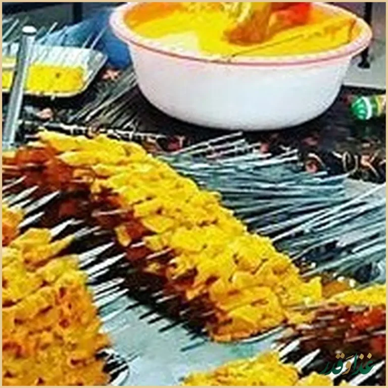 رستوران و سفره خانه سنتی دنج