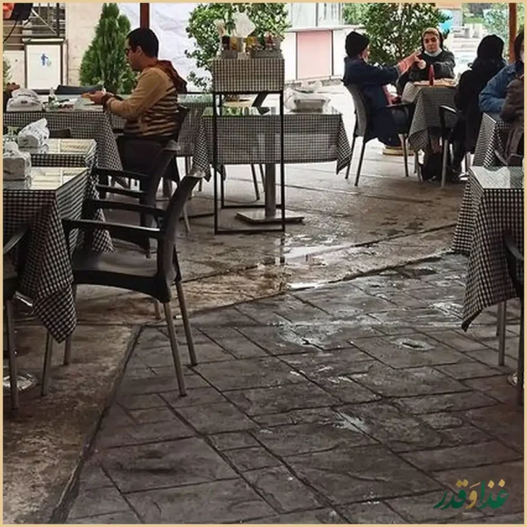 کافه رستوران نقطه سفید