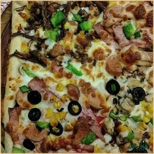 پیتزا هات (چیتگر)