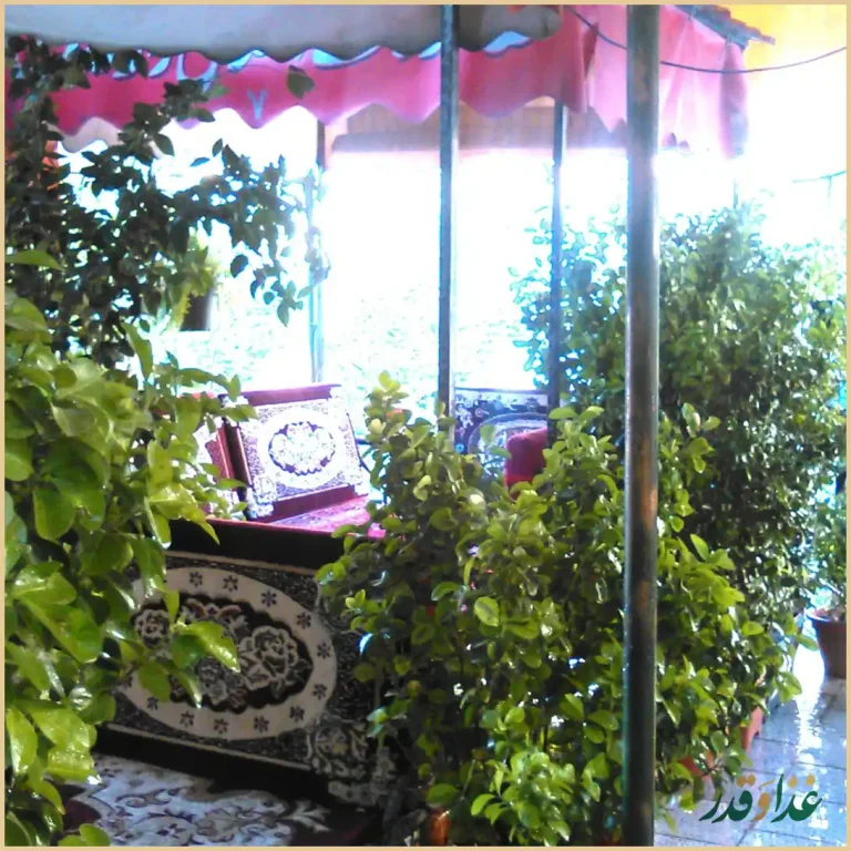 سفره خانه دهکده