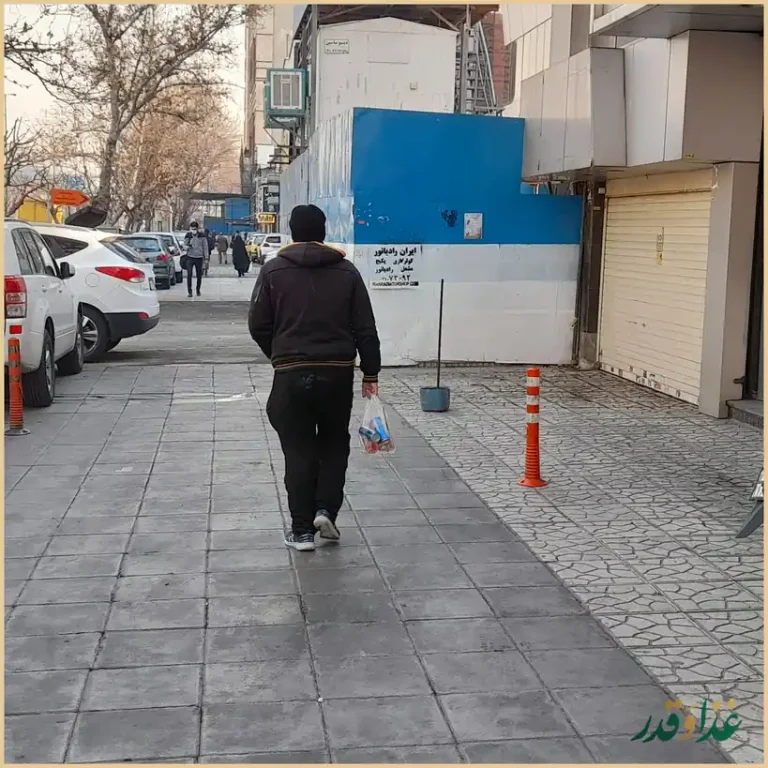 رستوران جوان