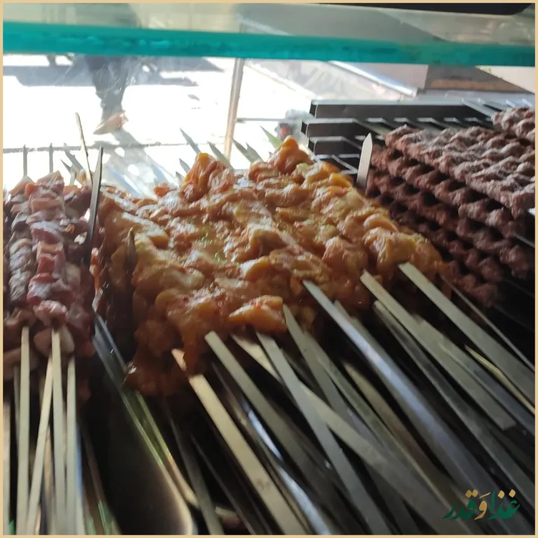 کبابی و جیگرکی خان دایی