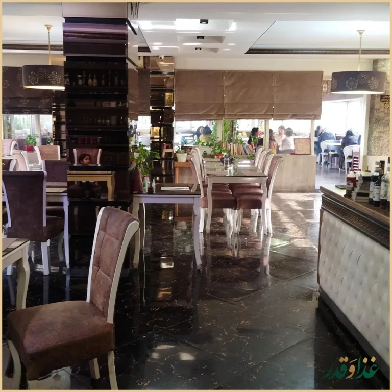 كافه رستوران لاون