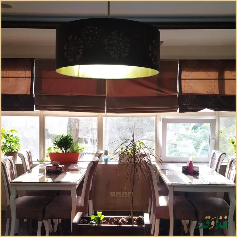 كافه رستوران لاون