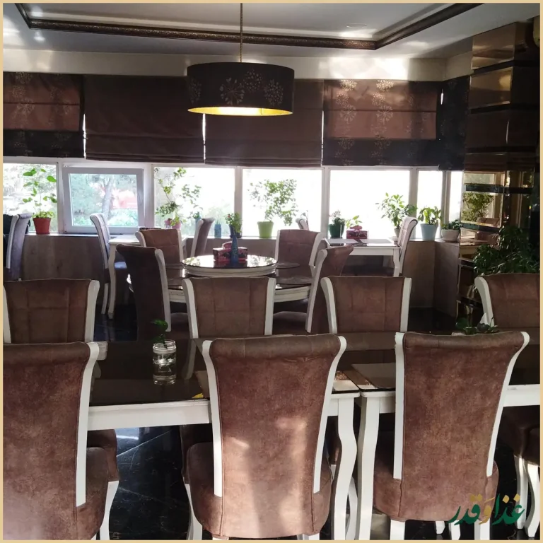 كافه رستوران لاون