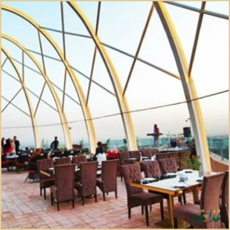 رستوران ایوان برج میلاد