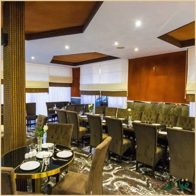 رستوران ایوان برج میلاد